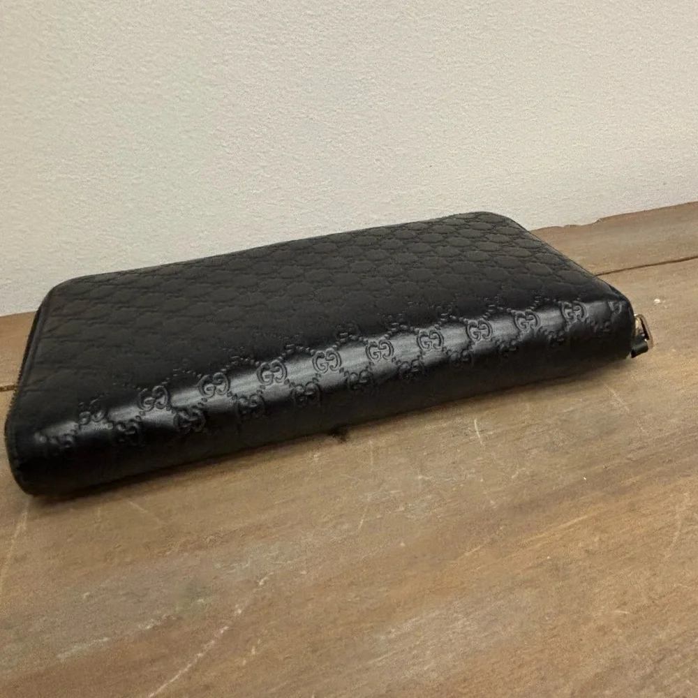 Authentic Gucci Microguccissima Black Leather Zipper Wallet - Picture 13 of 14